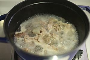 大雪润燥滋补-萝卜马蹄羊肉汤的做法步骤2