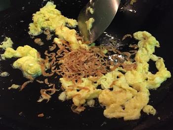 虾皮鸡蛋焖佛手瓜的做法图解3