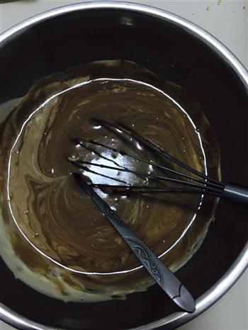 不腻的巧克力奶酪慕斯蛋糕的做法图解7