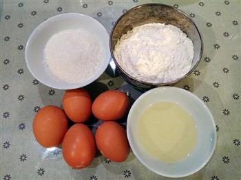 法式海绵蛋糕的做法步骤1