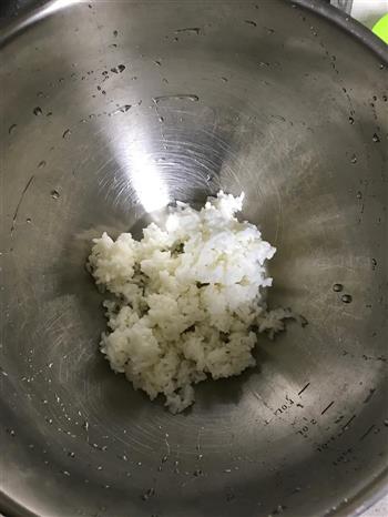 米饭煎饼的做法图解1