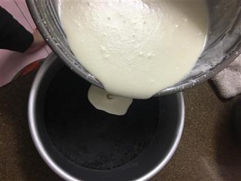 牛奶慕斯蛋糕的做法步骤6