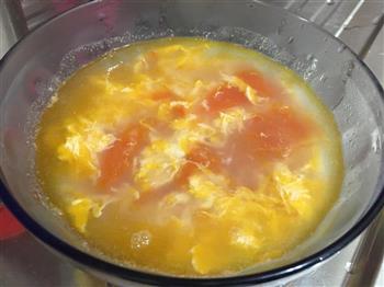 番茄蛋汤的做法步骤4