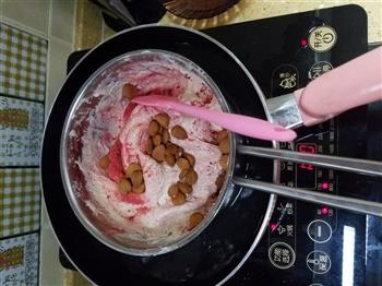 酸酸甜甜草莓牛轧糖的做法图解6