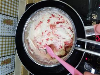 酸酸甜甜草莓牛轧糖的做法图解7