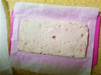 酸酸甜甜草莓牛轧糖的做法图解8
