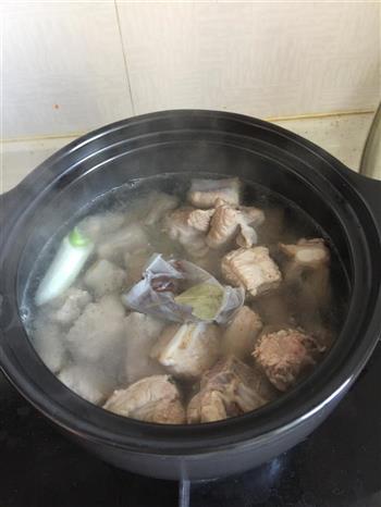 小白菜排骨汤-吃吃肉，喝喝汤的做法步骤4
