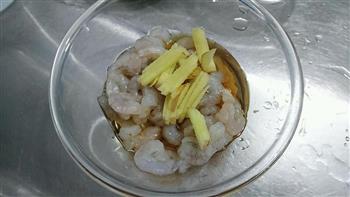 泰式菠萝炒饭的做法步骤4
