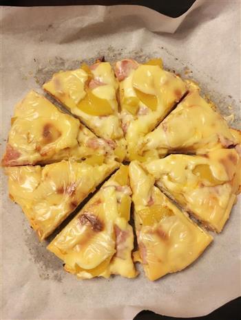 黄桃培根披萨的做法步骤3