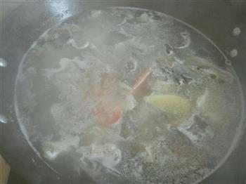 一条鱼的绝佳吃法-鱼头豆腐汤和滑鱼片的做法图解6