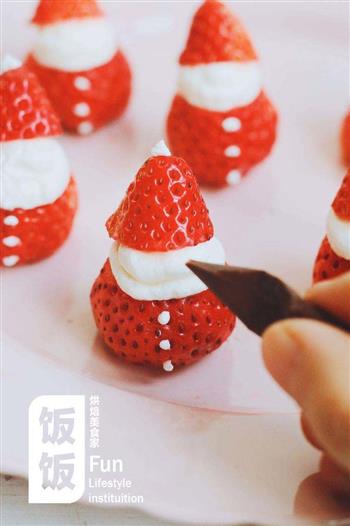 超简单草莓圣诞老人的做法步骤8