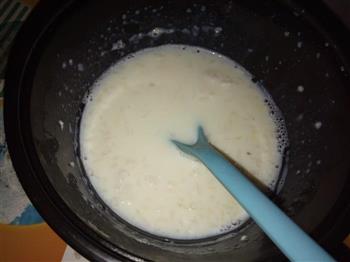 牛奶鸡蛋醪糟的做法步骤1