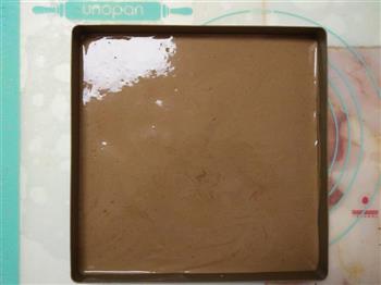 双色巧克力慕斯蛋糕的做法步骤11