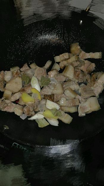 香菇红烧肉的做法步骤2