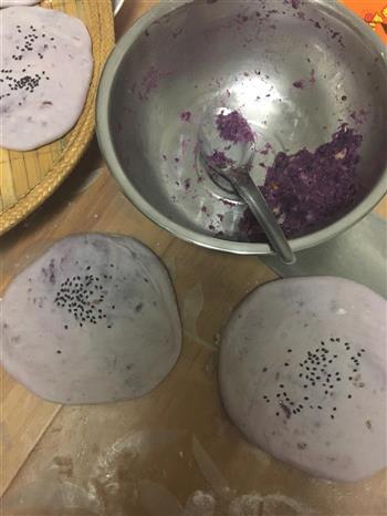 核桃仁紫薯馅饼的做法图解3