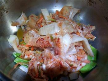 正宗韩国泡菜汤 详细版的做法步骤2