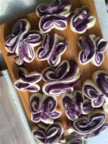 紫薯花卷的做法步骤2