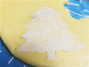 圣诞树糖霜饼干的做法步骤7