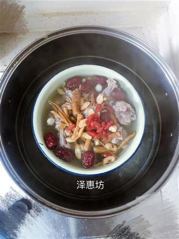 当归黄芪红枣枸杞排骨汤的做法步骤10
