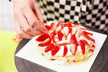草莓千层蛋糕的做法步骤15