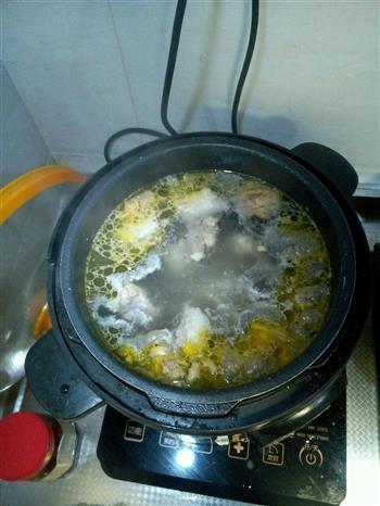 秋冬玛卡玉米山药乌鸡汤的做法步骤10