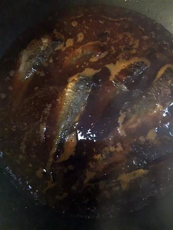 茄汁沙丁鱼的做法步骤3