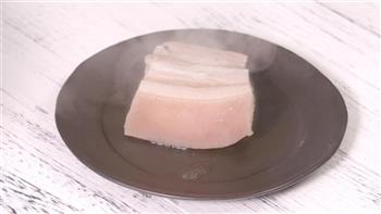 酸菜汆白肉，酸爽解腻东北名菜的做法步骤3