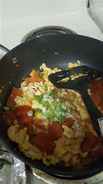 番茄金针菇炒鸡蛋的做法步骤10