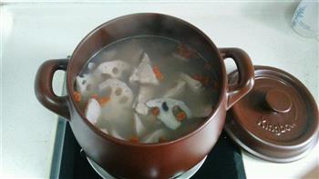 坤博砂锅莲藕排骨汤的做法图解7