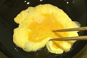 减脂降糖最经典-凉瓜炒蛋的做法步骤4