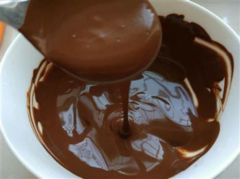 巧克力奶油蛋糕卷的做法步骤1