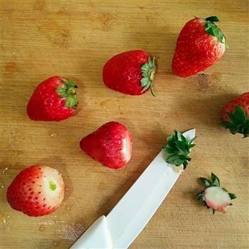 椰香草莓大福的做法步骤6