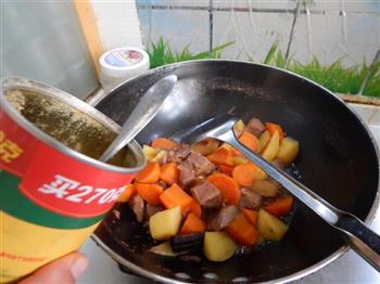胡萝卜土豆炖牛肉的做法步骤12