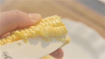 杂蔬玉米浓汤的做法图解3