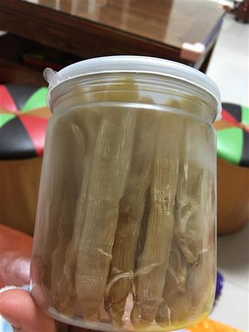 沙虫莲子排骨汤的做法图解1