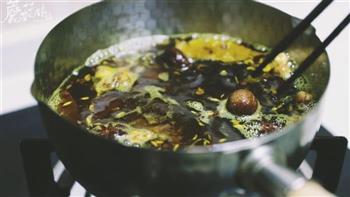 自制万能辣椒油，你餐桌上的的灵魂调味品的做法图解5