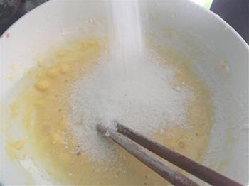 黄金奶香椰蓉球的做法步骤4