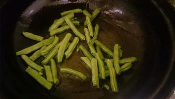 泡椒版蔬菜炒面的做法步骤4