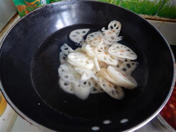 藕片凉拌花生米的做法步骤2
