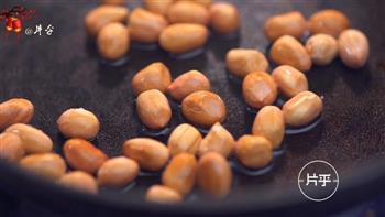 自制豆豉香辣牛肉酱的做法步骤3