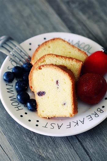在德国主妇基础配方上制作的蔓越莓磅蛋糕的做法步骤17