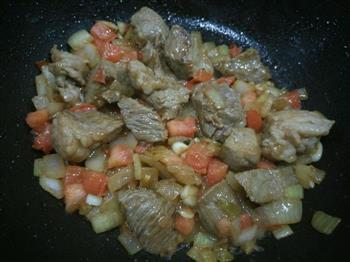 咖喱牛肉土豆的做法步骤5
