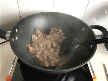 黑椒牛肉粒的做法步骤3