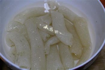 玉米清香竹荪排骨汤的做法步骤6
