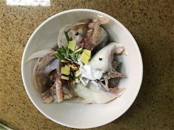 秘制鱼头豆腐汤的做法图解3