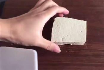 豆腐肉丸子的做法步骤1
