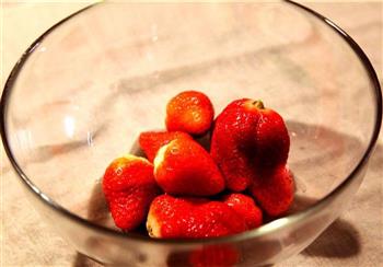 冬日暖心的香酥草莓派的做法图解7