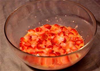 冬日暖心的香酥草莓派的做法步骤8