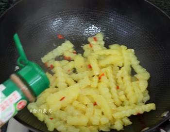 椒盐土豆条的做法步骤7