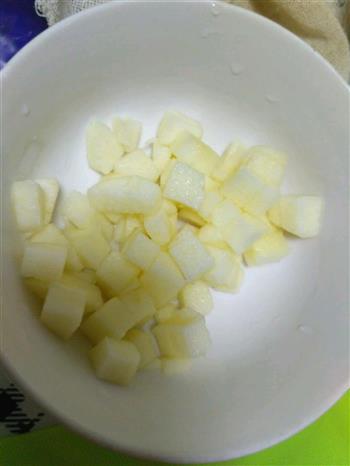 酥皮苹果派的做法步骤1